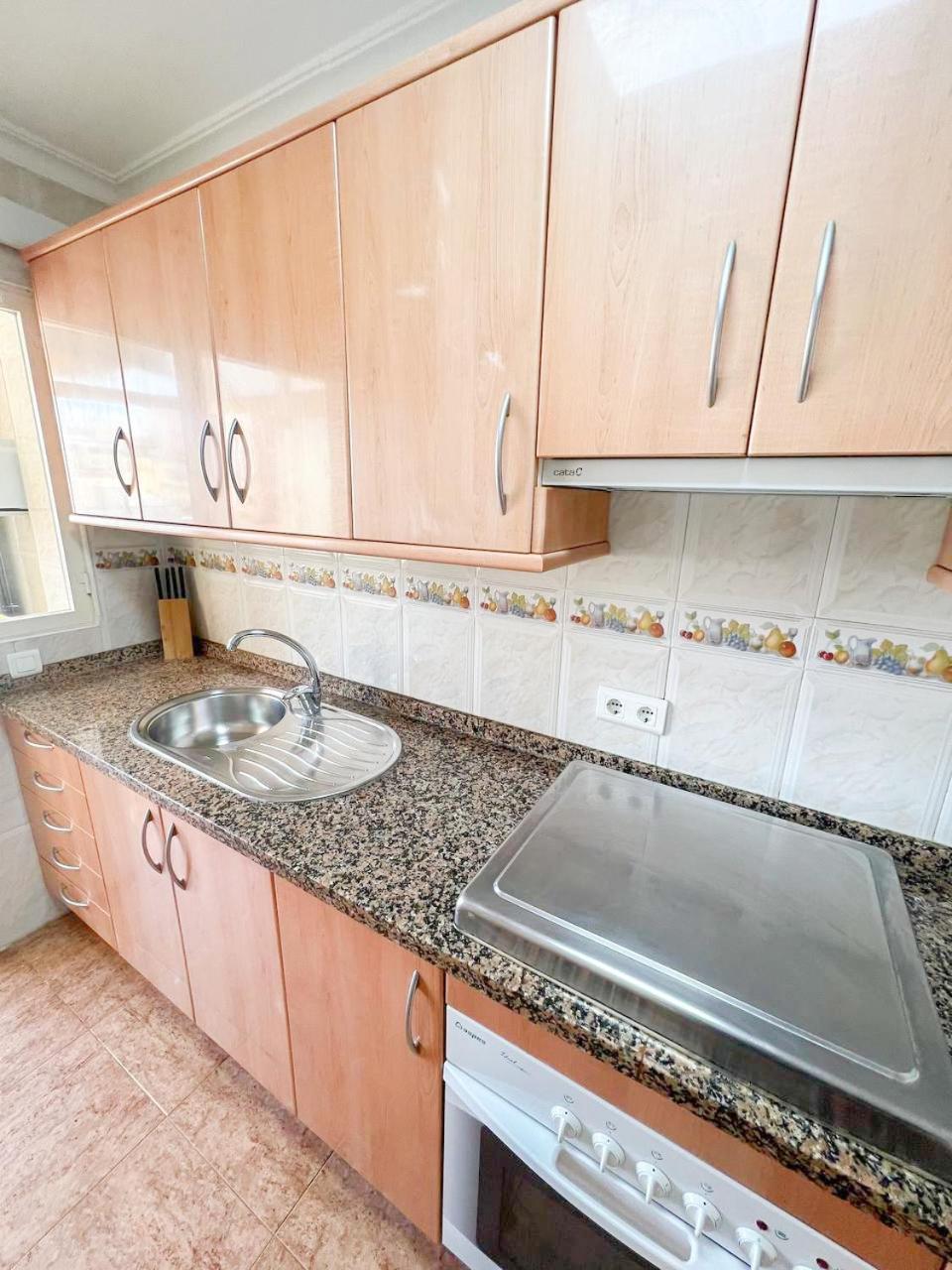 Large & Cozy Centrally Apartment Τορρεμολίνος Εξωτερικό φωτογραφία